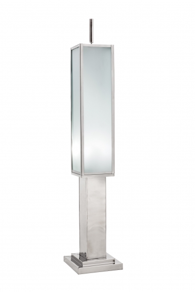 <p>Lanterne en verre et m&eacute;tal chrom&eacute;. </p>
