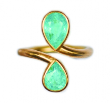 <p>Bague, Marie-H&eacute;l&egrave;ne de Taillac</p>