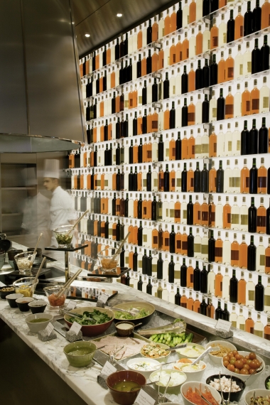 <p>Le restaurant "La cuisine" du Royal Monceau. </p>