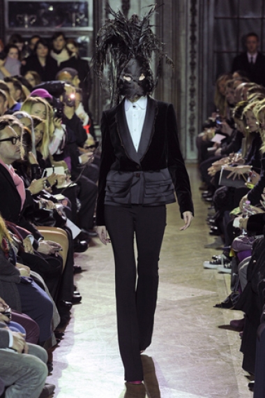 <p>D&eacute;fil&eacute;&nbsp;Giles, hiver 2013</p>