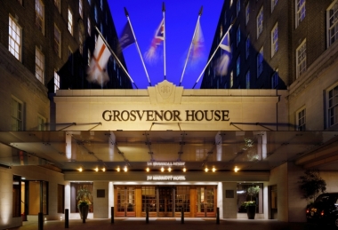 <p>La fa&ccedil;ade de Grosvenor House</p>