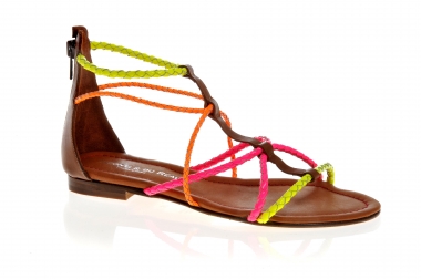 <p>Mod&egrave;le Jamaica en cuir tress&eacute; fluo</p>