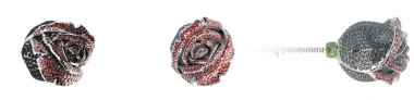 <p>Bague Carmen en or blanc, spinelles noires, rubis et tsavorites, Aymes. </p>