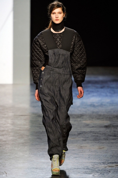 <p>D&eacute;fil&eacute; Acne, hiver 2013</p>