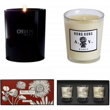 <p>Voyages parfum&eacute;s<br />
Collection de No&euml;l de bougies parfum&eacute;es (grenade noire, ch&acirc;taigne grill&eacute;e et pin, eucalyptus), JO MALONE.<br />
Bougie Hong Kong (&eacute;pice, agrume et cannelle), ASTIER VILLATTE<br />
Bougie Odin 03 Century (chypre bois&eacute;), ODIN, en vente chez Colette.</p>