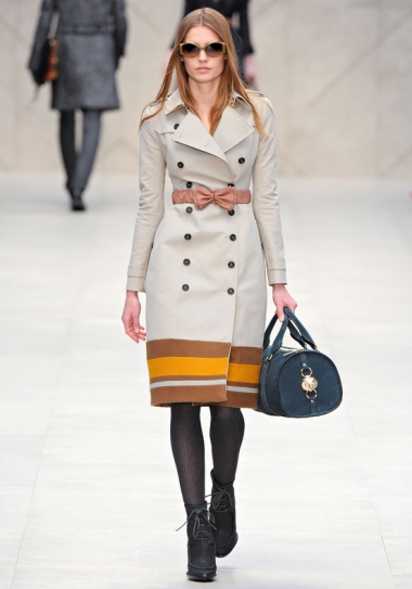 <p>D&eacute;fil&eacute;&nbsp;Burberry Prorsum, hiver 2013</p>