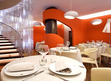 Oth Sombath, Paris