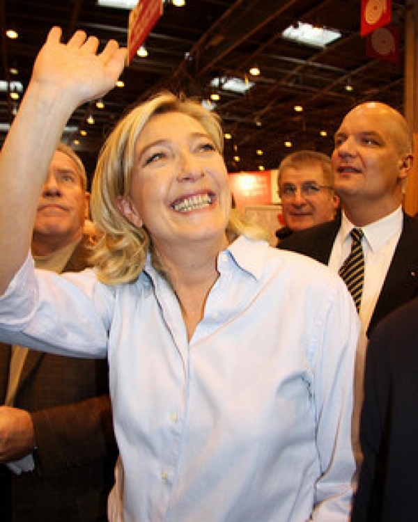 Le vestiaire masculin de Marine Le Pen