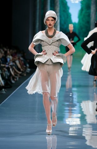 Christian Dior Couture AH 09 - Look 3.