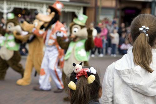Disneyland vu par Martin Parr, du 2 Juin au 5 Juillet 2008 chez Colette.