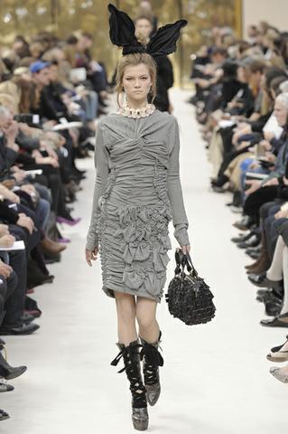 Silhouette Louis Vuitton A/H 09
